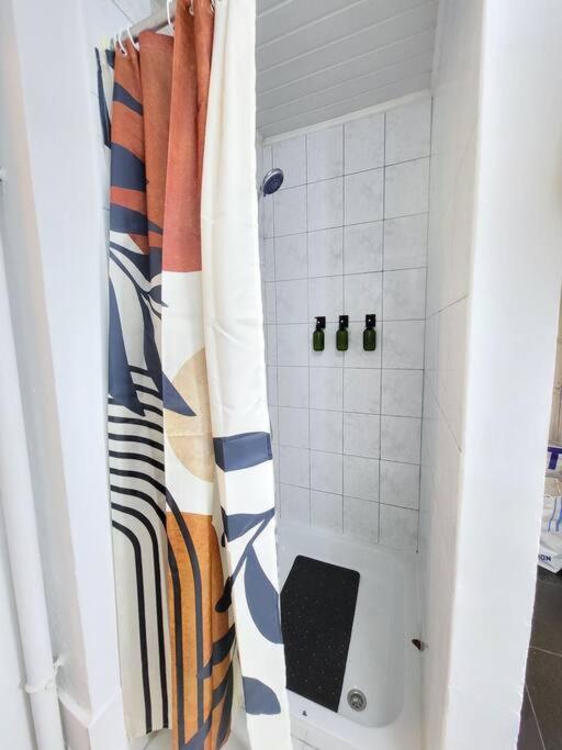 Style Haussmannien 1 Bedroom Căn hộ