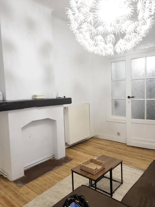 Căn hộ Style Haussmannien 1 Bedroom *